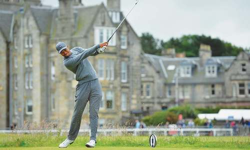 Spieth makes dynamic start as Woods slides to 76 Spieth makes dynamic start as Woods slides to 76