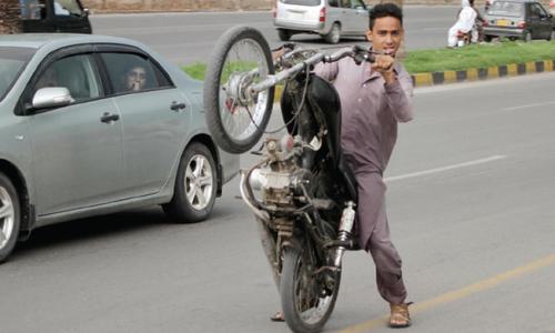 Dangerous tradition of motorcycle stunts continues Dangerous tradition of motorcycle stunts continues