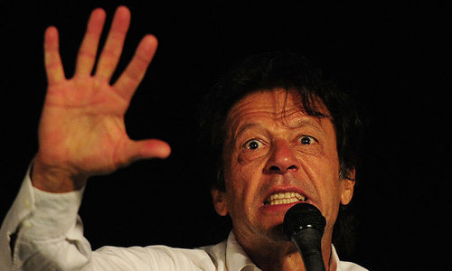Imran warns of agitation if ECP fails to answer his &lsquo;40 queries&rsquo;