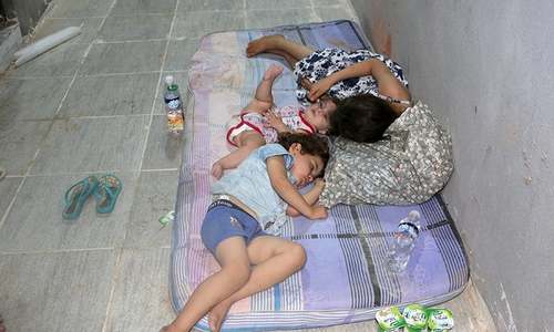 Boat packed with migrants sinks off Libya; up to 200 feared dead