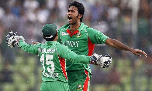 Shahadat Hossain on the run as police step up chase