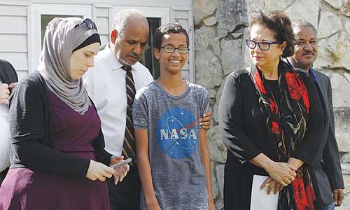 Teenager of clock fame becomes new US sensation