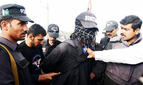 17 suspects arrested in raids near Quetta 17 suspects arrested in raids near Quetta