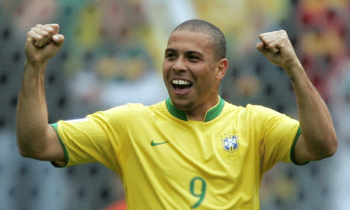 Ronaldo to open 30 football schools in China