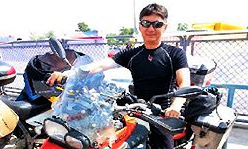 Living colours: The world, as seen from two wheels Living colours: The world, as seen from two wheels