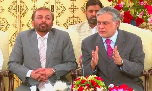 MQM withdraws resignations, announces to rejoin parliament