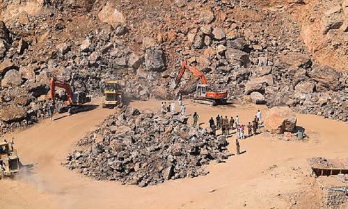 Three labourers killed, three buried under debris on Margalla Hills