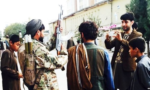 Residents return to Kunduz as fears of Taliban comeback loom