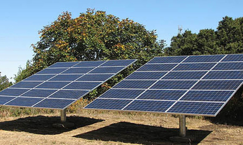 No ban on solar, wind plants in Sindh, Senate committee told