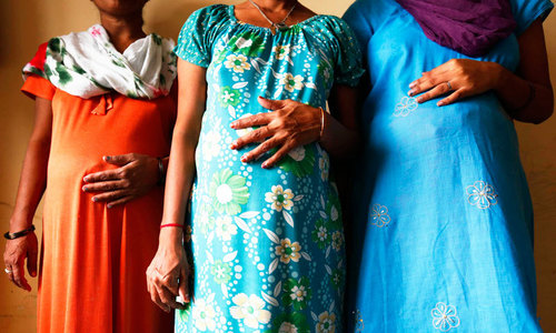 India to ban surrogacy service to foreigners