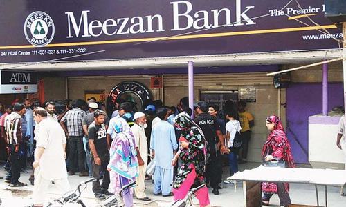 Over Rs2.7m looted in year’s 11th bank heist in Karachi Over Rs2.7m looted in year’s 11th bank heist in Karachi