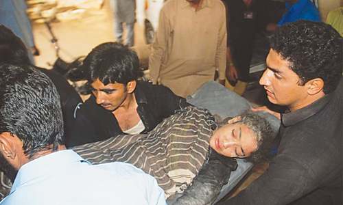 Roof collapse near Imambargah kills six Roof collapse near Imambargah kills six