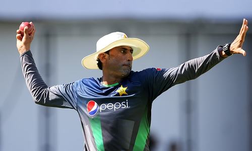 England ODIs: Azhar counting on &lsquo;legend&rsquo; Younis to come good