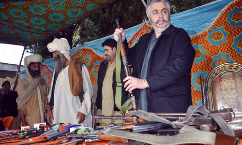28 militants including four commanders surrender in Balochistan