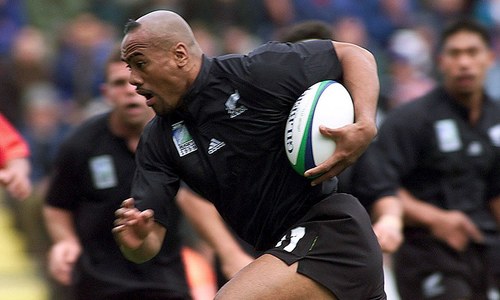 Lomu, who revolutionised rugby with size, speed, dies at 40
