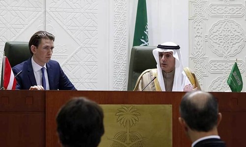Saudi Arabia says military option in Syria still viable