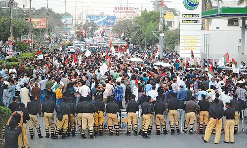 2,000 MQM workers booked for ‘rioting’ 2,000 MQM workers booked for ‘rioting’