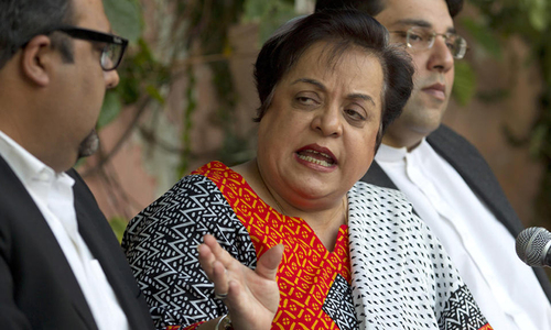 Shireen Mazari defends daughter&rsquo;s choice to vote rival PML-N in LG polls
