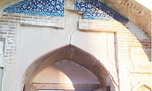 Heritage site in Sindh crumbling again as repair work goes on