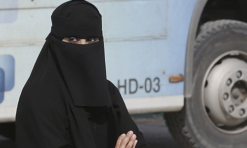Woman wins council seat in historic Saudi polls