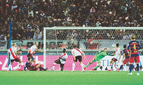 Messi, Suarez fire Barca to another Club World Cup title