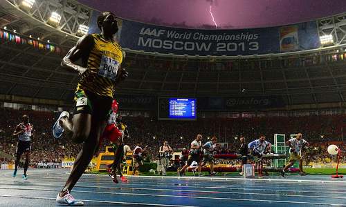 Bolt thrives despite athletics' annus horribilis