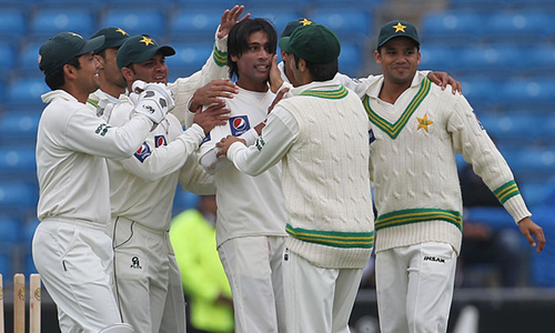 Amir doesn&rsquo;t deserve the jersey Hanif and Imran proudly wore: Latif
