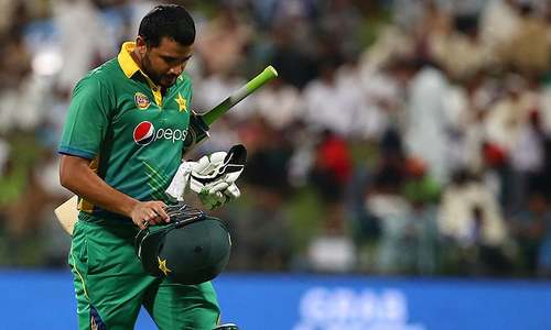 Azhar&rsquo;s resignation rejected by PCB as drama over Amir&rsquo;s inclusion continues