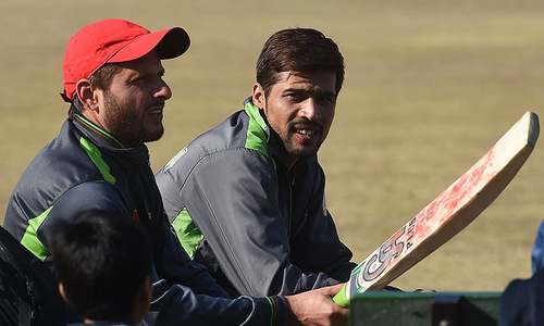 Amir, Gul return as Pakistan announce squad for NZ T20s
