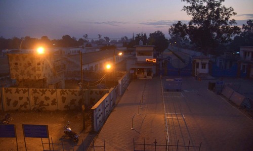 Six IAF men killed as gunmen storm Indian air force base, Pakistan condemns attack