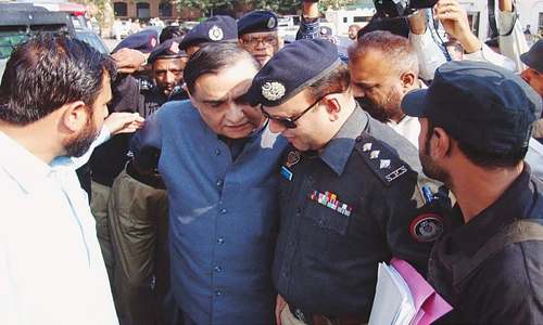 Dr Asim in JPMC&rsquo;s heavily guarded ward