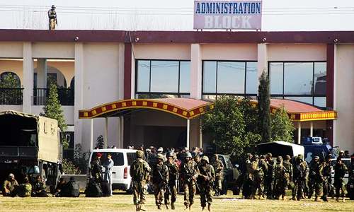 Footprints: Heroes and villains