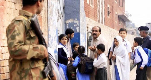 Schools&rsquo; closure