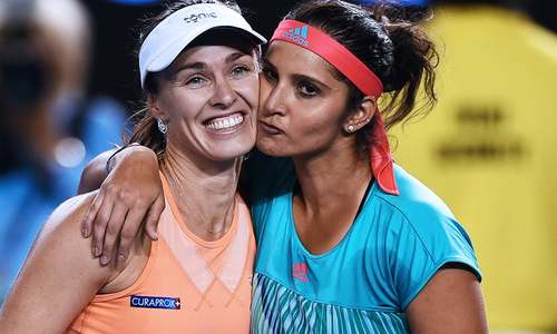 Sania Mirza, Martina Hingis win Australian Open doubles title