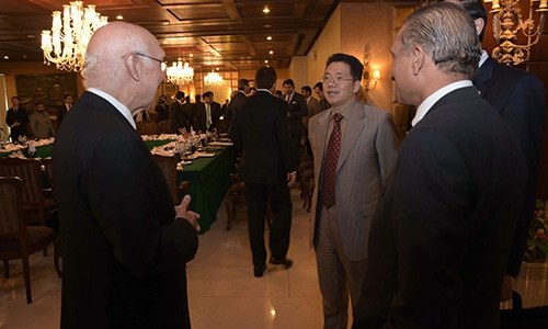 Pakistan wants as many Taliban groups as possible to join talks