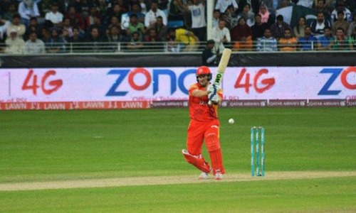 Sharjeel, Watson fire as United down Qalandars by eight wickets