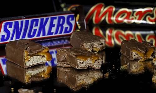 Mars recalls candy bars in 55 countries after plastic find