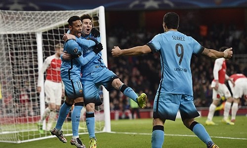 Masterful Messi's late double sinks Arsenal