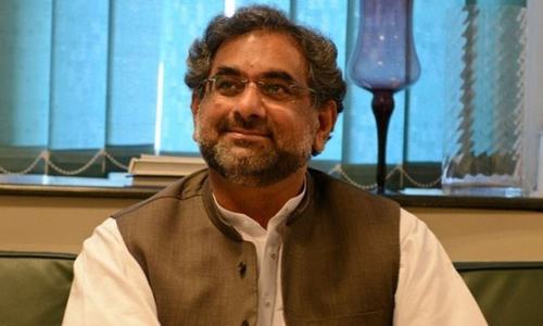Energy crisis to end by 2018, says Abbasi