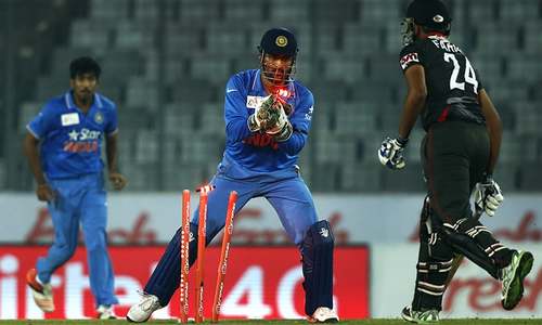 India crush UAE to warm up for Asia Cup final