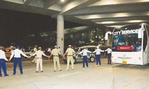 Cricket team arrives in India amid high security