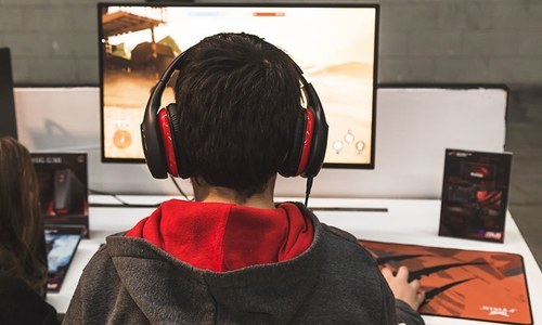Child's play — Is video gaming dangerous? Child's play — Is video gaming dangerous?