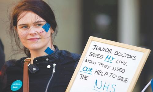 UK doctors hold fourth strike in bitter dispute