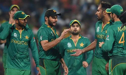 Comment: Get into the act quick or fade away