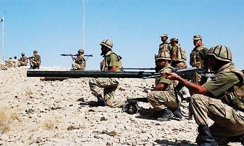 Heavy exchange of fire with Rajanpur bandits after army deadline expires