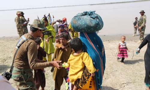 Chotoo, gang members surrender unconditionally to army: ISPR