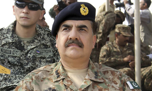 Govt, PPP support for Gen Raheel's accountability call raises eye brows Govt, PPP support for Gen Raheel's accountability call raises eye brows