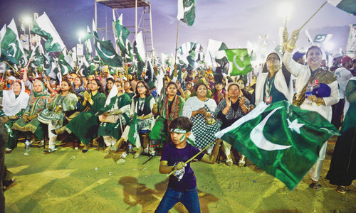 Kamal-led party&rsquo;s public meeting attracts diverse crowd