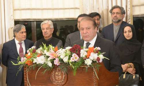 Mass-contact manoeuvre: PML-N desperate to clear Panama fog
