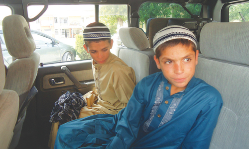 Solar siblings puzzle doctors as they rise and sleep with the sun